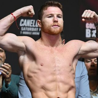 "Canelo" combatiría "por negocios" con peleador UFC