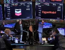 Este semana, el Dow Jones se apreció 2.1%, el Nasdaq 3.9% y el S&P 500 3.2 por ciento. AP/R. Drew