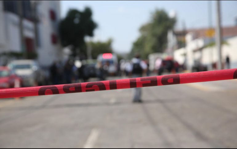 Las autoridades ministeriales realizaron el levantamiento del cadáver de la víctima, quien tenía 33 años de edad. EL INFORMADOR / ARCHIVO