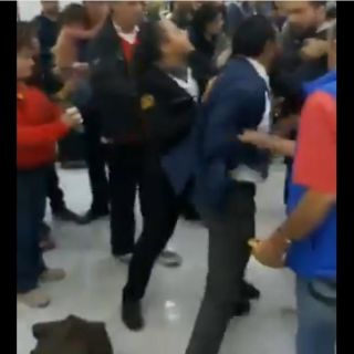 Surge #LordInterjet tras pelear con pasajero; aerolínea ya investiga