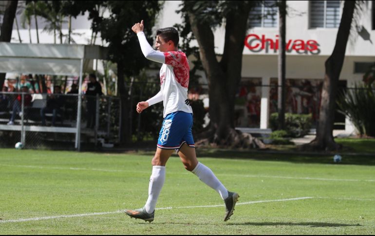 Ronaldo Cisneros fue el autor del tanto de la diferencia de este cotejo que se disputó a cuatro tiempos y que se llevó a cabo en las instalaciones de Verde Valle. TWITTER / @Chivas