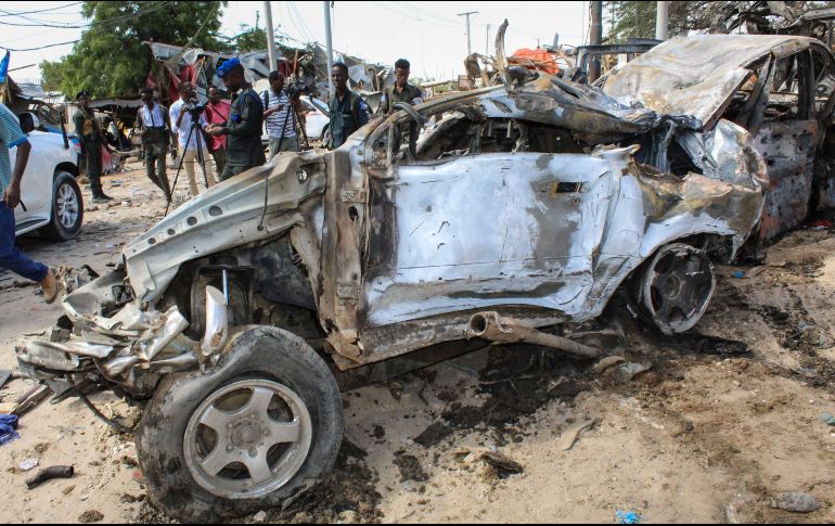Más de 100 personas resultaron heridas tras el atentado, ocurrido en un barrio concurrido. EFE/Y. Warsame