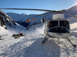 Los fiscales están investigando si esa pendiente debería haberse cerrado al público ese día, dado el alto riesgo de aludes. EFE / Stringer