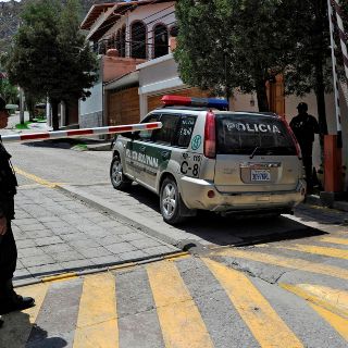 España expulsa a tres diplomáticos bolivianos