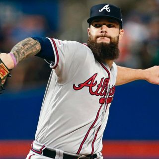 Los Medias Blancas oficializan contrato con Dallas Keuchel 