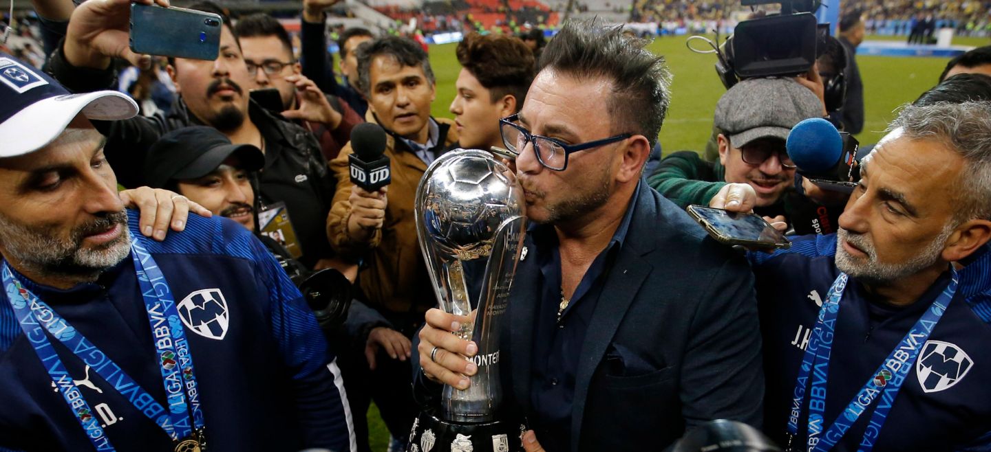 Brillante. El técnico argentino llegó en octubre al banquillo de los Rayados y logró enderezar el barco. AP