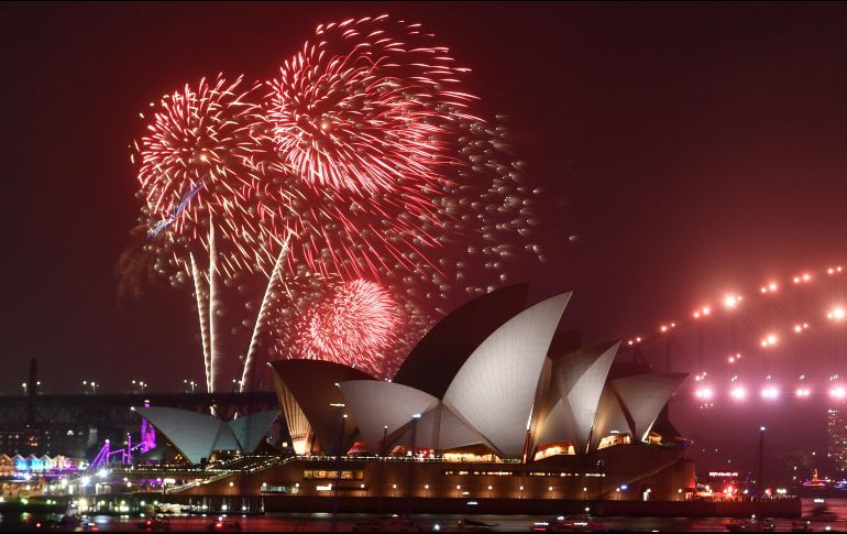 La celebración de Año Nuevo en Sídney, Australia, es una de las más famosas del mundo. EFE/ M. Tsikas