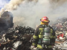 Los bomberos. ESPECIAL/