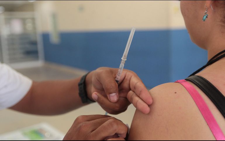 Barrios Gallegos explicó en rueda de prensa que, de los 127 casos confirmados, 64 se han presentado en hombres y 63 en mujeres; el 71% corresponde a menores de 15 años de edad. EL INFORMADOR/ ARCHIVO