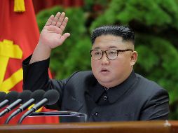 Kim Jong-un en una imagen tomada en los últimos días de 2019. El líder norcoreano  dijo que no ve razón para mantener la moratoria autoimpuesta sobre pruebas nucleares y de misiles de largo alcance. AFP/KCNA/KNS