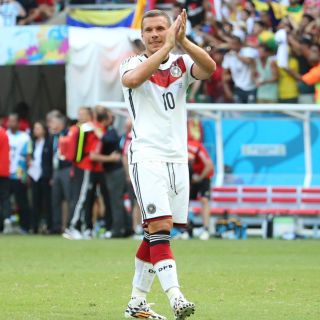 Monterrey busca al alemán Lukas Podolski