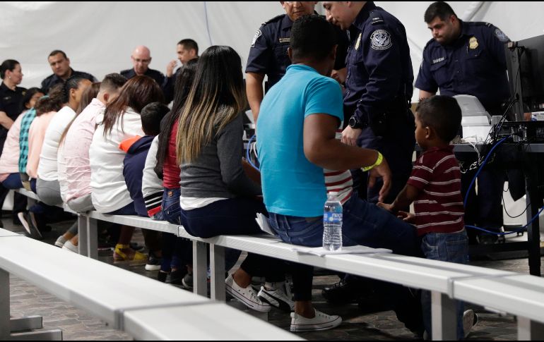 Hasta el día de hoy, más de 56 mil inmigrantes han sido devueltos a México bajo el programa MPP. AP/E. Gay