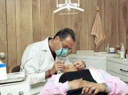 La salud bucal es clave toda la vida, sin embargo, ''acudir al dentista no es una práctica común en México''. NTX / ARCHIVO
