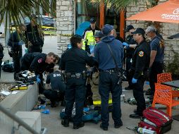 La agresión ocurrió en la cafetería Beanu, donde los clientes alcanzaron a detener al individuo, quien logró huir hasta que los policías le dieron alcance. AP/J. Janner