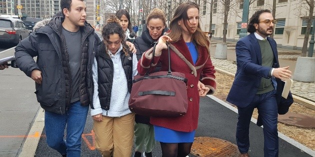 Entre l&aacute;grimas, p&aacute;lido y despeinado: as&iacute; compareci&oacute; Genaro Garc&iacute;a Luna