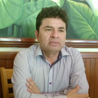 Ex diputado acusado de atacar con ácido a saxofonista se ampara