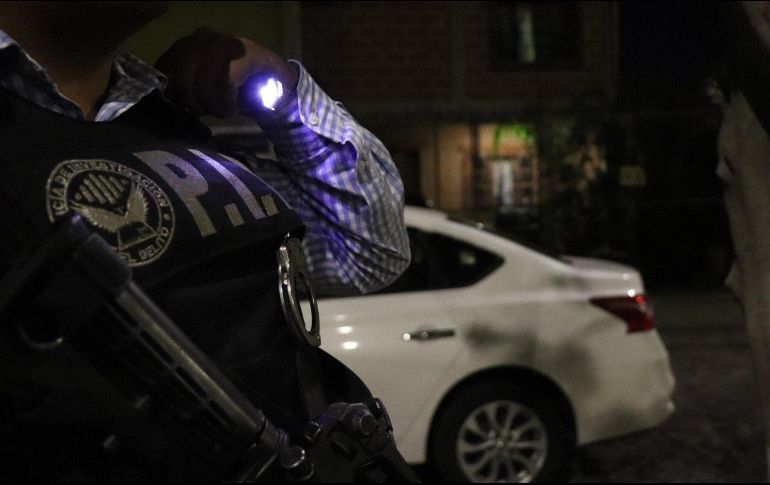 A pesar de los agresores y las detonaciones, no lograron liberar al detenido y, en cambio, aumentó el número de capturados. TWITTER / @fiscaliaqro