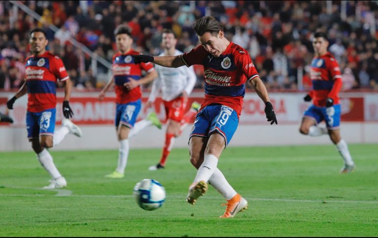 Chivas mostró episodios de buen futbol y logró llevarse la victoria este sábado. IMAGO 7/J. Muro