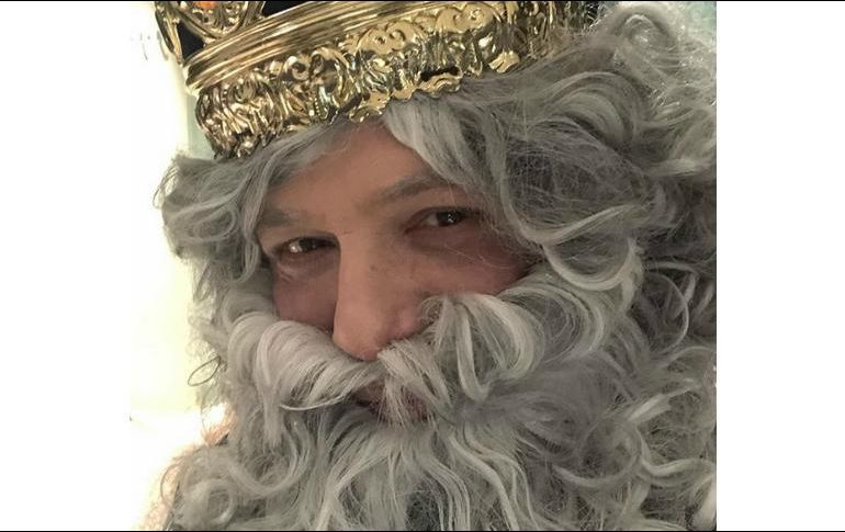 Sanz compartió una fotografía caracterizado como el rey Melchor. INSTAGRAM / alejandrosanz