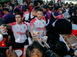 Los aficionados fueron seleccionados por medio de una dinámica por internet y de algunas fundaciones de Jorge Vergara. EL INFORMADOR / G. Gallo