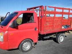 Los hombres no pudieron avalar la procedencia de estas cajas por lo que fueron detenidos y remitidos ante el Ministerio Público de la Fiscalía General de la República. ESPECIAL/