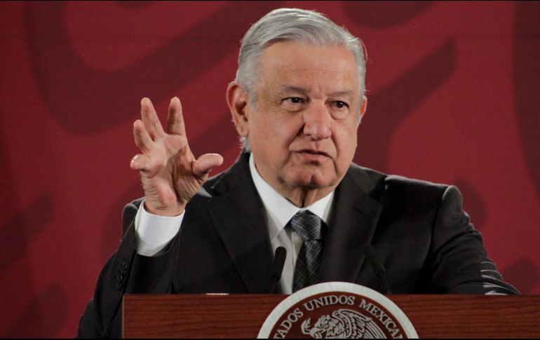 El Presidente Andrés Manuel López Obrador señaló que ha habido un aumento en el número de tomas clandestinas en ductos de gas, y señaló que una de las hipótesis es que se busca reducir la capacidad operativa de Pemex. NTX/ R. Solis