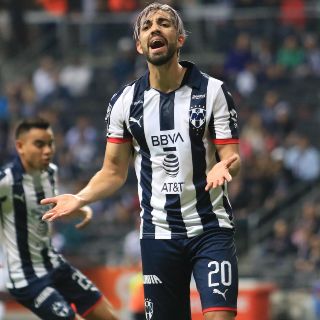 Descartan regreso de Rodolfo Pizarro a Chivas