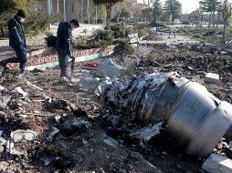 A bordo de la aeronave viajaban 167 pasajeros y nueve miembros de la tripulación de varios países, incluyendo 82 iraníes, al menos 63 canadienses y 11 ucranianos. NOTIMEX/A. Halabisaz