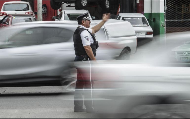 Aunque no se han opuesto a las restricciones, los transportistas exigieron que se elimine el pago del permiso para poder ingresar a la ciudad. EL INFORMADOR / ARCHIVO