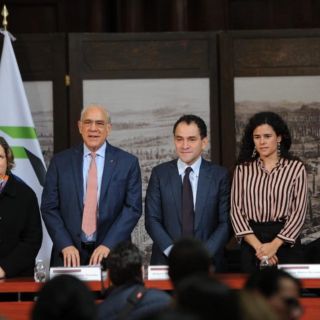 Política salarial logra reducir brecha de género: STPS