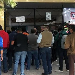 Mueren dos personas tras tiroteo en colegio de Torreón