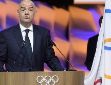 De los 79 miembros del COI con derecho a voto, Infantino recibió 63 a favor, 13 en contra y tres optaron por la abstención. EFE / L. Gillieron