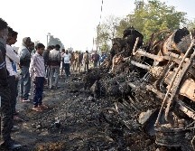 El accidente se produjo cerca de la población de Kannauj, unos 200 kilómetros al suroeste de Lucknow, la capital del estado de Uttar Pradesh. AP/ ESPECIAL
