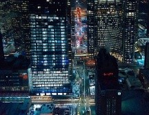 Hasta donde alcance la vista. El horizonte nocturno de Calgary, sembrado de luces y movimiento. EL INFORMADOR / F. González