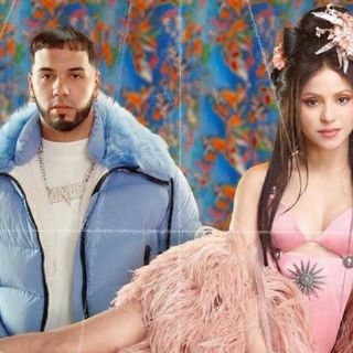 Shakira anuncia canción a dueto con Anuel AA
