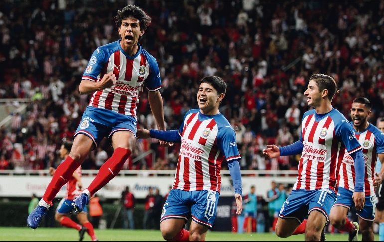 BUEN ARRANQUE. José Juan Macías colaboró con el segundo gol de los rojiblancos. IMAGO7