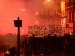 A fin de seguir negociando, el Gobierno retiró “provisionalmente” la medida que preveía retrasar de 62 a 64 años la edad mínima para cobrar una pensión. TWITTER/@_PCTE_