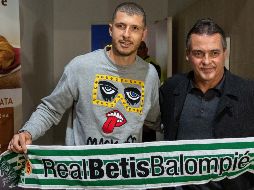 El argentino es el segundo refuerzo del equipo bético en el mercado de invierno. EFE / J. Muñoz