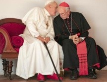 Anthony Hopkins interpreta al papa Benedicto XVI y Jonathan Pryce a Jorge Bergoglio. Peter Mountain