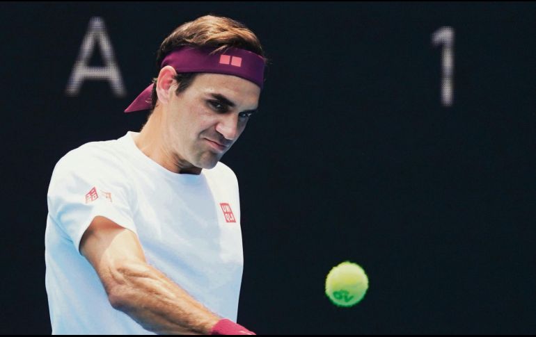 Listo. Federer se prepara de cara al inicio del Abierto de Australia. EFE / M. Dodge