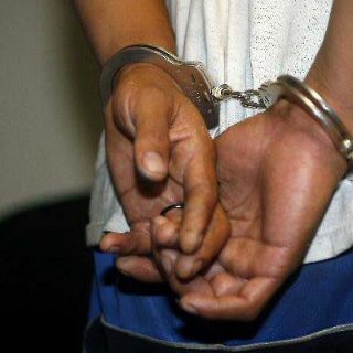 Caen tres por vender "pelones" de tamarindo con mariguana cerca de la UNAM