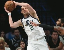 Héroe. Joe Ingles fue el mejor anotador del Jazz, que ha ganado 15 de sus últimos 16 partidos. AP / K. Willens