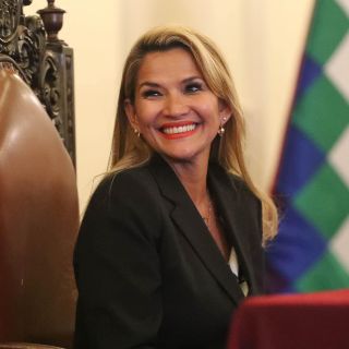 Tribunal de Bolivia amplía mandatos de Áñez y legisladores