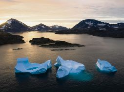 Los polos se derriten de forma acelerada. AP