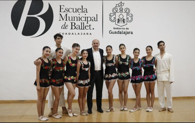 Danza. El presidente municipal de Guadalajara inauguró la Escuela Municipal de Ballet. El Informador • A. Camacho