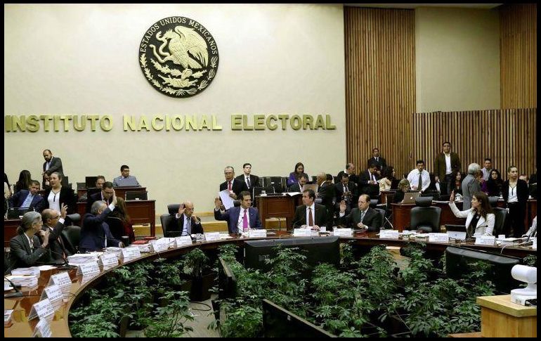 La investigación incluirá una revisión sobre el universo de los beneficiados por el criterio de no someterse al tope salarial. NTX/ARCHIVO