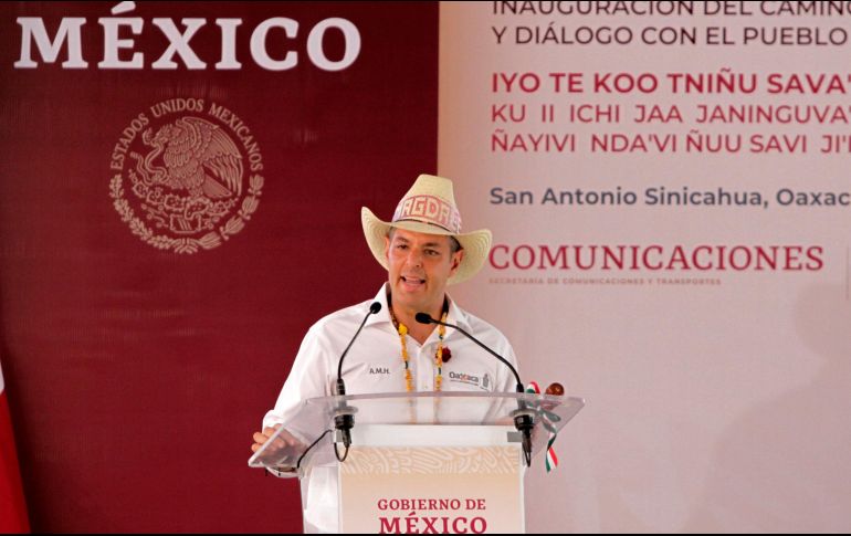 Oaxaca es una de las primeras 19 entidades en sumarse antes de fin de mes al Insabi; los estados contarán con recursos adicionales por 40 mil millones de pesos. NTX / M. González
