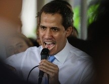 Juan Guaidó tiene prohibido salir de Venezuela como parte de múltiples investigaciones penales y administrativas del gobierno de Nicolás Maduro. EFE/ARCHIVO