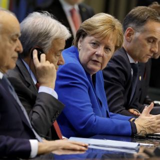 Conferencia sobre Libia acuerda alto el fuego