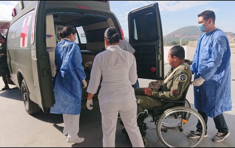 Los elementos lesionados fueron trasladados al Hospital Militar Regional de Mazatlán, Sinaloa. TWITTER@Luis_C_Sandoval